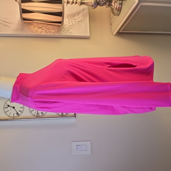 Tommy Bahama 💖NWT💖 Size Large Active Pink Top with Pink Zipper !💖💖 - Picture 8 of 15